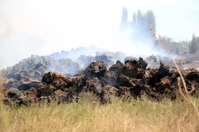 Son dakika! Biyokütle enerji santralinde çıkan yangın kontrol altına alındı, soğutma çalışmaları sürüyor Son dakika! Biyokütle enerji santralinde çıkan yangın kontrol altına alındı, soğutma çalışmaları sürüyor