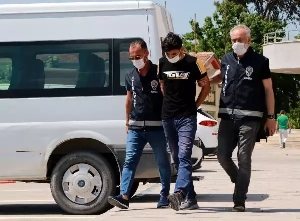 'Borcunu ben ödeyeceğim' diyen kardeşini tüfekle vurdu 'Borcunu ben ödeyeceğim' diyen kardeşini tüfekle vurdu