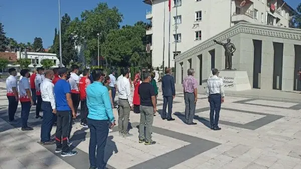 Çukurova'da '19 Mayıs' kutlamaları Çukurova'da '19 Mayıs' kutlamaları