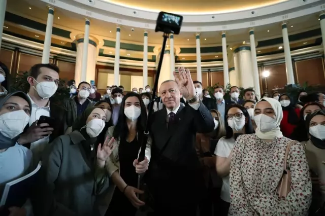 Son dakika haberleri... Cumhurbaşkanı Erdoğan: 'FETÖ'den önemli bir ismi yakaladık, şu anda elimizde' Son dakika haberleri... Cumhurbaşkanı Erdoğan: 'FETÖ'den önemli bir ismi yakaladık, şu anda elimizde'