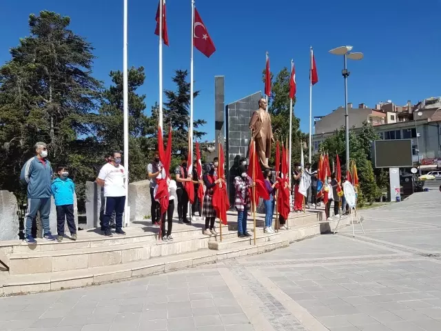 19 Mayıs Atatürk'ü Anma, Gençlik ve Spor Bayramı kutlanıyor