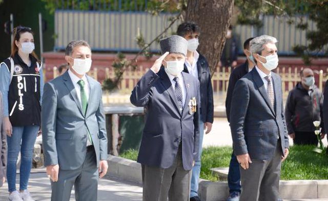 Erzurum'da 19 Mayıs araç konvoyu Erzurum'da 19 Mayıs araç konvoyu