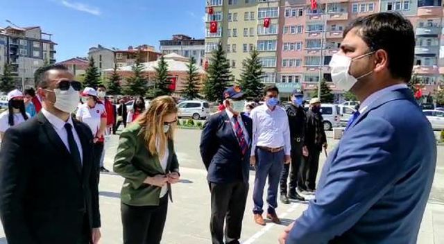 Erzurum'da 19 Mayıs araç konvoyu Erzurum'da 19 Mayıs araç konvoyu