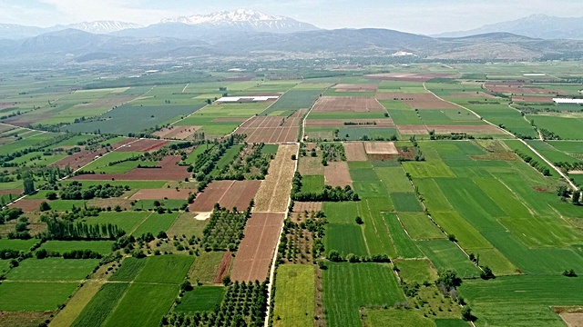 Isparta'da 260 bin tarım arazisi için sulama sezonu başladı Isparta'da 260 bin tarım arazisi için sulama sezonu başladı