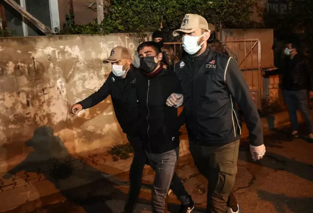 Son dakika haberleri! İstanbul'da terör örgütü TKP/ML'ye yönelik eş zamanlı operasyon Son dakika haberleri! İstanbul'da terör örgütü TKP/ML'ye yönelik eş zamanlı operasyon