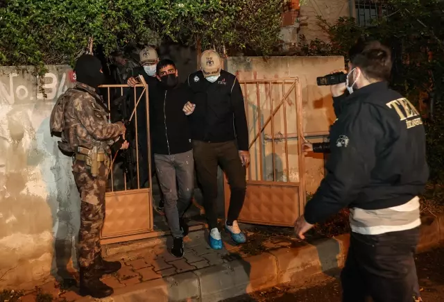 Son dakika haberleri! İstanbul'da terör örgütü TKP/ML'ye yönelik eş zamanlı operasyon Son dakika haberleri! İstanbul'da terör örgütü TKP/ML'ye yönelik eş zamanlı operasyon