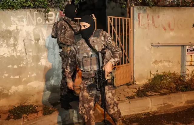 Son dakika haberleri! İstanbul'da terör örgütü TKP/ML'ye yönelik eş zamanlı operasyon Son dakika haberleri! İstanbul'da terör örgütü TKP/ML'ye yönelik eş zamanlı operasyon