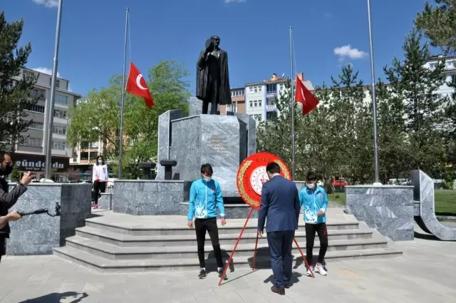 19 Mayıs Atatürk'ü Anma, Gençlik ve Spor Bayramı kutlanıyor
