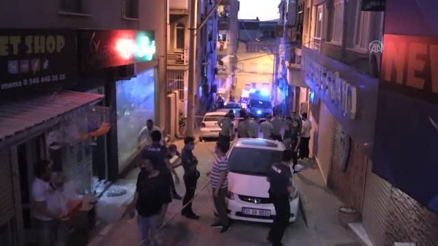 Konak'ta silahlı kavgada 4 kişi yaralandı