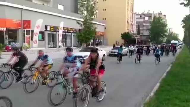 Kozan'da 19 Mayıs Atatürk'ü Anma, Gençlik ve Spor Bayramı kutlamaları Kozan'da 19 Mayıs Atatürk'ü Anma, Gençlik ve Spor Bayramı kutlamaları