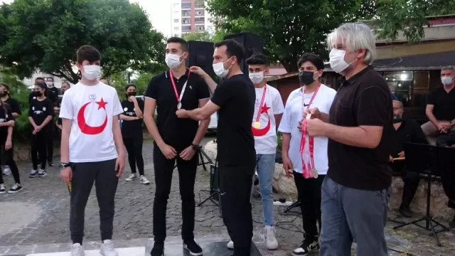 Kozan'da 19 Mayıs Atatürk'ü Anma, Gençlik ve Spor Bayramı kutlamaları Kozan'da 19 Mayıs Atatürk'ü Anma, Gençlik ve Spor Bayramı kutlamaları