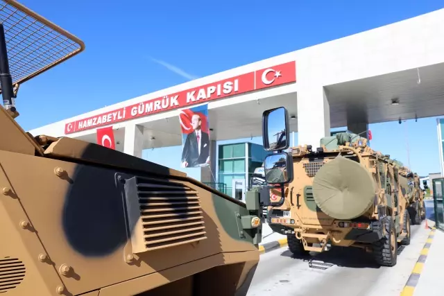 NATO Steadfast Defender 2021 Tatbikatı'na katılmak üzere yola çıkan Mehmetçik, Hamzabeyli Sınır Kapısı'ndan Bulgaristan'a geçiş yaptı