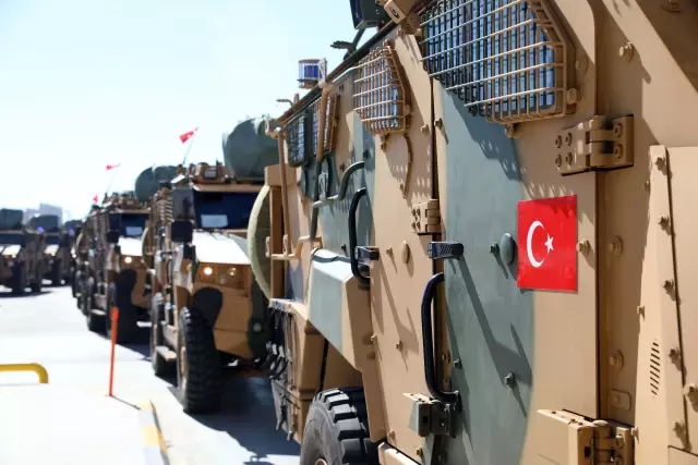 NATO Steadfast Defender 2021 Tatbikatı'na katılmak üzere yola çıkan Mehmetçik, Hamzabeyli Sınır Kapısı'ndan Bulgaristan'a geçiş yaptı