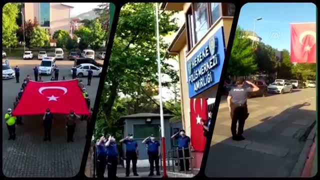 polis ekipleri istiklal marsi ni soyledi 4 14143459 o