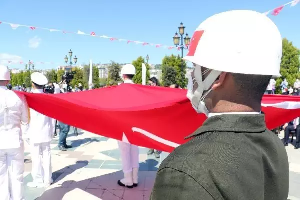 19 Mayıs Atatürk'ü Anma, Gençlik ve Spor Bayramı kutlanıyor