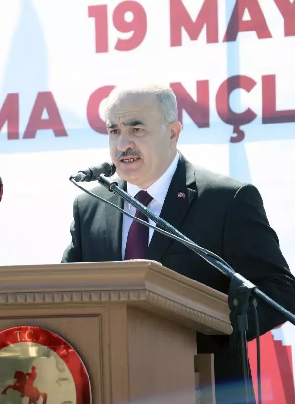 19 Mayıs Atatürk'ü Anma, Gençlik ve Spor Bayramı kutlanıyor