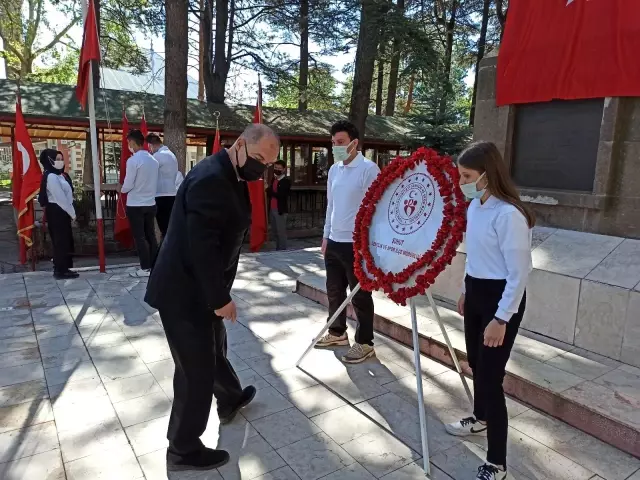 19 Mayıs Atatürk'ü Anma, Gençlik ve Spor Bayramı kutlanıyor