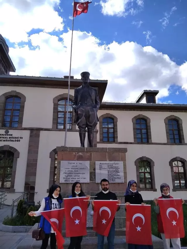 Tarihi mekanlar Gençliğe Hitabe ile yankılandı