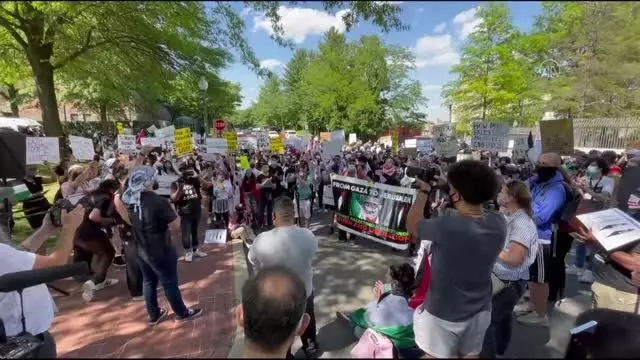 WASHINGTON - İsrail Büyükelçiliği önünde Filistin'e destek için gösteri yapıldı