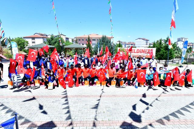 Yeşilyurt'ta 19 Mayıs özel bir programla kutladı