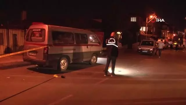 Yüksek sesle müzik dinleme kavgası: Tabanca ile başından vurulan şahıs hayatını kaybetti Yüksek sesle müzik dinleme kavgası: Tabanca ile başından vurulan şahıs hayatını kaybetti