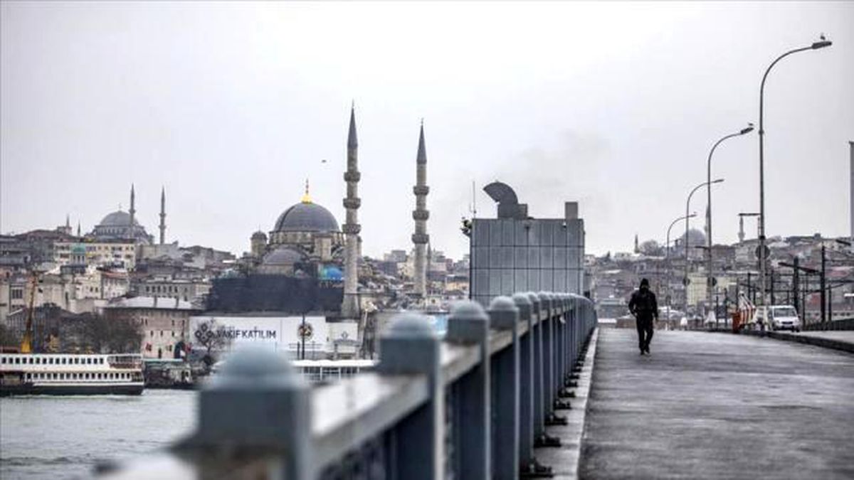 1 Haziran'dan sonra yasaklar kalkıyor mu? Yasaklar ne zaman kalkıyor? Normalleşme takvimi nasıl olacak?