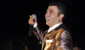 Aramızdan ayrılan Oğuz Yılmaz'ın son sözlerini aranjörü gözyaşları içinde anlattı Aramızdan ayrılan Oğuz Yılmaz'ın son sözlerini aranjörü gözyaşları içinde anlattı