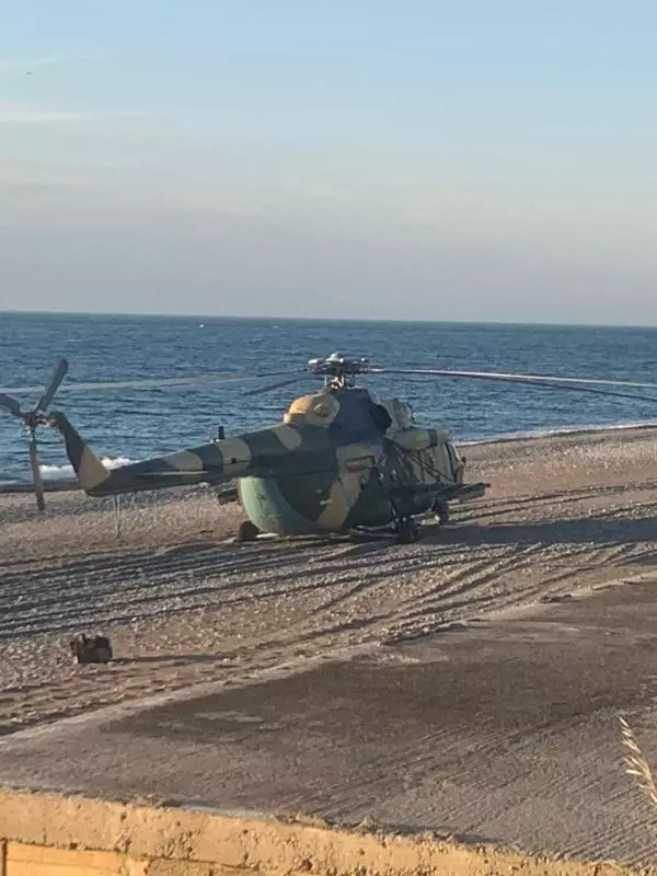 Son dakika haberi: Azerbaycan askeri helikopterinin Giresun'da sahile zorunlu inişi kamerada Son dakika haberi: Azerbaycan askeri helikopterinin Giresun'da sahile zorunlu inişi kamerada
