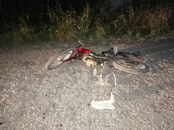 Devrilen motosikletin sürücüsü, tedavi gördüğü hastanede hayatını kaybetti Devrilen motosikletin sürücüsü, tedavi gördüğü hastanede hayatını kaybetti