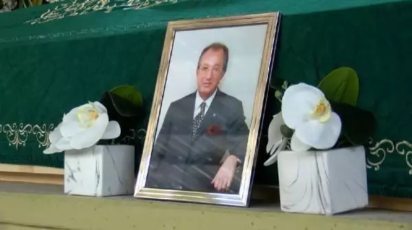 Ünlü iş adamı Erol Çarmıklı son yolculuğuna uğurlandı