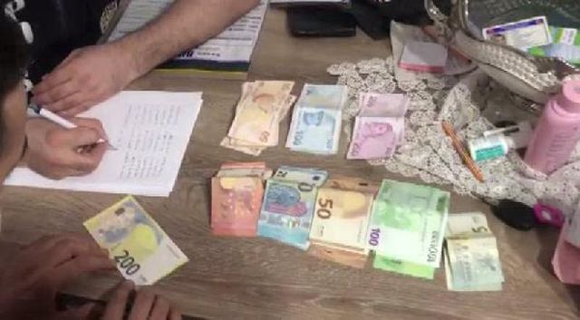 Hücre evlerine düzenlenen operasyonda 35 FETÖ şüphelisi yakalandı