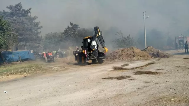 Son dakika haberleri | Kalorifer yakıtı üretilen tesiste yangın çıktı Son dakika haberleri | Kalorifer yakıtı üretilen tesiste yangın çıktı