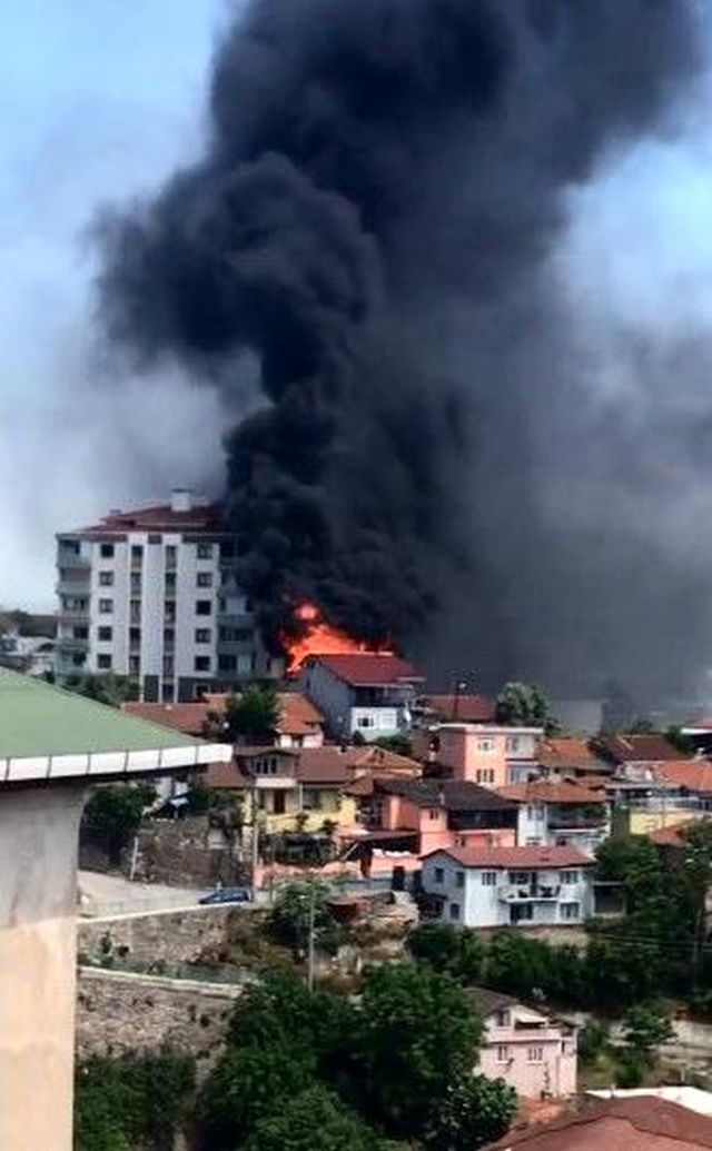kocaeli de ev yangini mudahale suruyor 3 14144730 o