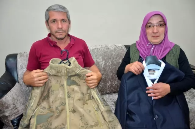 Şehidin hatıralarını odasında yaşatıyorlar Şehidin hatıralarını odasında yaşatıyorlar