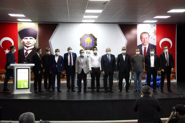 Vali Karaloğlu'ndan bal üreticilerine dev destek