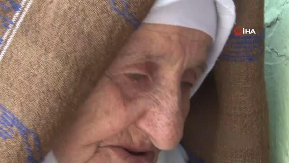 98 yaşındaki yaşlı kadına sahte parayla zekat verdiler