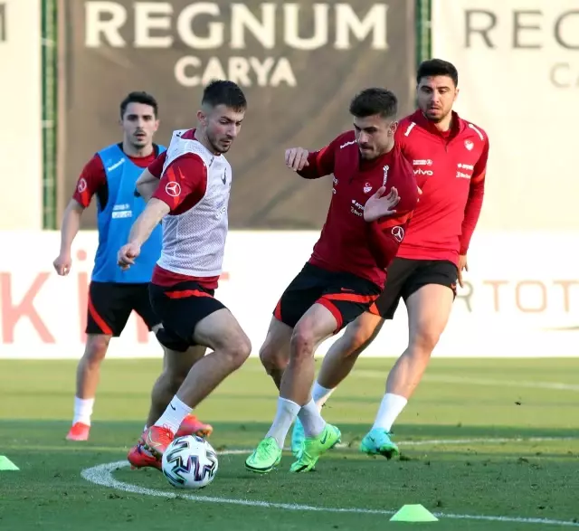 A Milli Futbol Takımı çalışmalarına devam ediyor A Milli Futbol Takımı çalışmalarına devam ediyor