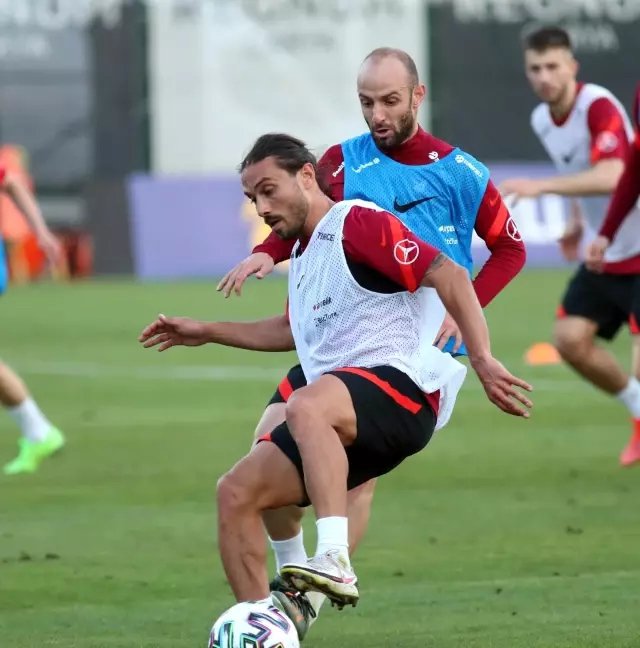 A Milli Futbol Takımı çalışmalarına devam ediyor A Milli Futbol Takımı çalışmalarına devam ediyor