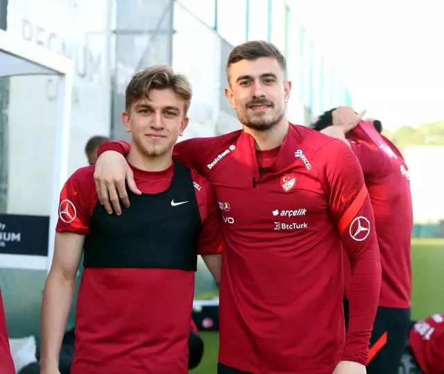 A Milli Futbol Takımı çalışmalarına devam ediyor A Milli Futbol Takımı çalışmalarına devam ediyor