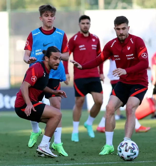 A Milli Futbol Takımı, EURO 2020 hazırlıklarını sürdürdü A Milli Futbol Takımı, EURO 2020 hazırlıklarını sürdürdü