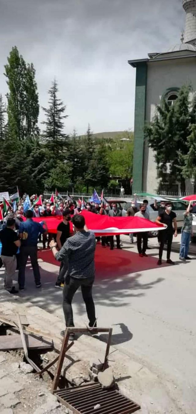 Arapgir'de İsrail'e tepki için yürüyüş düzenlendi Arapgir'de İsrail'e tepki için yürüyüş düzenlendi
