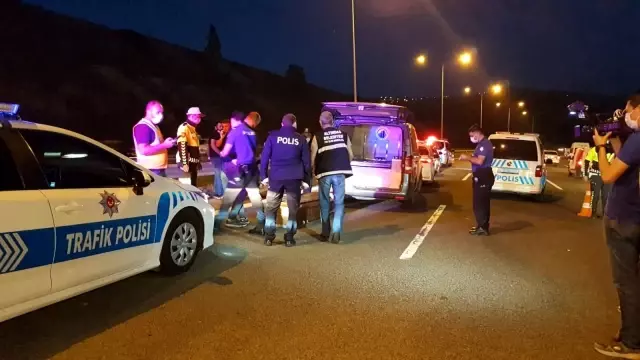 Başkent'te motosiklet kazası: 2 arkadaş hayatını kaybetti Başkent'te motosiklet kazası: 2 arkadaş hayatını kaybetti