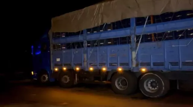 Burdur'da çekici ile tır çarpıştı: 5 yaralı Burdur'da çekici ile tır çarpıştı: 5 yaralı