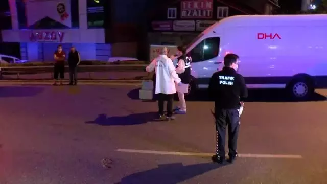 Denetimden kaçan sürücü, otomobiliyle bekçilere çarptı: 1'i ağır 2 bekçi yaralı Denetimden kaçan sürücü, otomobiliyle bekçilere çarptı: 1'i ağır 2 bekçi yaralı