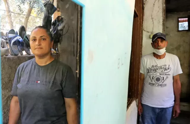 Evini terk eden kızlarının dönmesini bekliyorlar Evini terk eden kızlarının dönmesini bekliyorlar