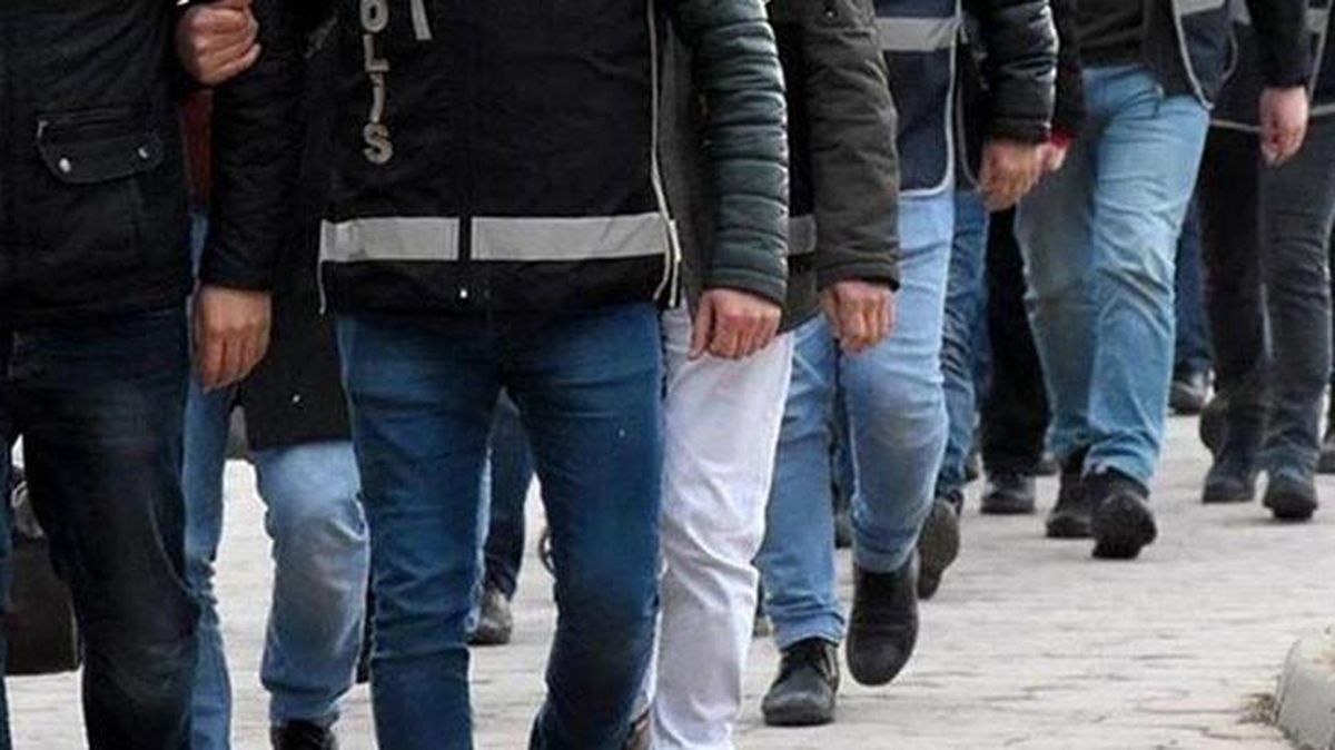 Son Dakika! Organize suç örgütlerine yönelik 8 ilde 171 şüphelinin yakalanması için 'Sahil Rüzgarı Operasyonu' başlatıldı