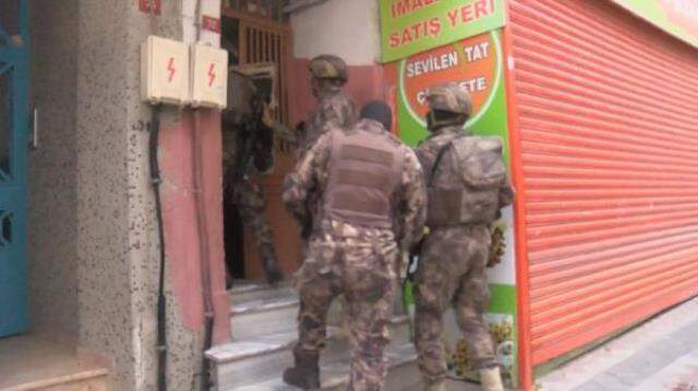 Son Dakika! Organize suç örgütlerine yönelik 8 ilde 171 şüphelinin yakalanması için 'Sahil Rüzgarı Operasyonu' başlatıldı