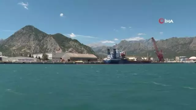 Antalya'da denizi kirleten gemiye 1 milyon 566 bin lira ceza Antalya'da denizi kirleten gemiye 1 milyon 566 bin lira ceza