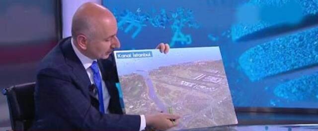 Bakan Karaismailoğlu, Kanal İstanbul'un bire bir ölçeğinde resmini ilk kez paylaştı Bakan Karaismailoğlu, Kanal İstanbul'un bire bir ölçeğinde resmini ilk kez paylaştı
