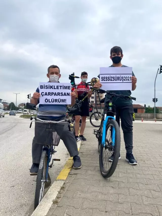 Bisikletçilerden dikkat çeken etkinlik Bisikletçilerden dikkat çeken etkinlik